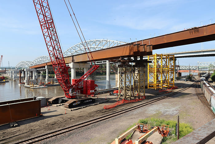 mantenimiento de puentes de acero