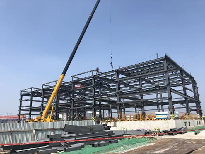 Los almacenes con estructura de portal estandarizados se utilizan ampliamente en almacenes y centros de distribución a gran escala en todo el mundo.