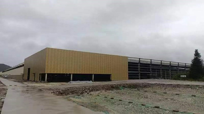 edificios de almacén de metal