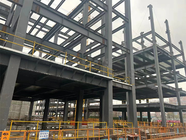 Edificios con estructura de acero